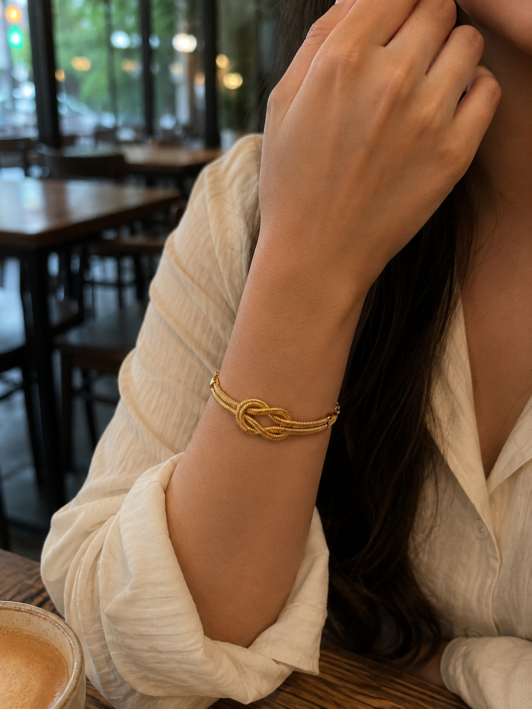 Knot Bond